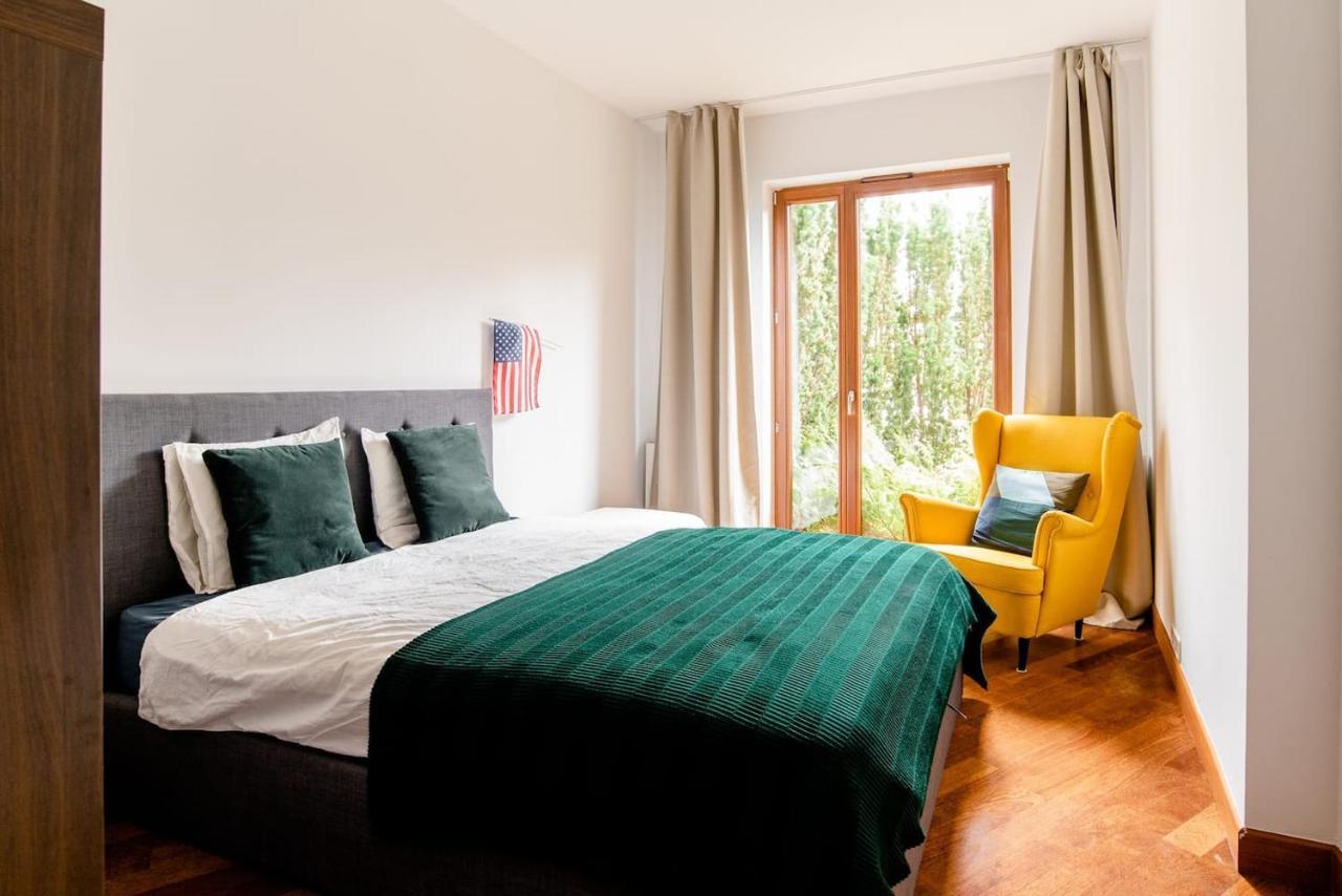 Mokotow, Apartment With Terrace, Greenery And Near The Airport! ワルシャワ エクステリア 写真